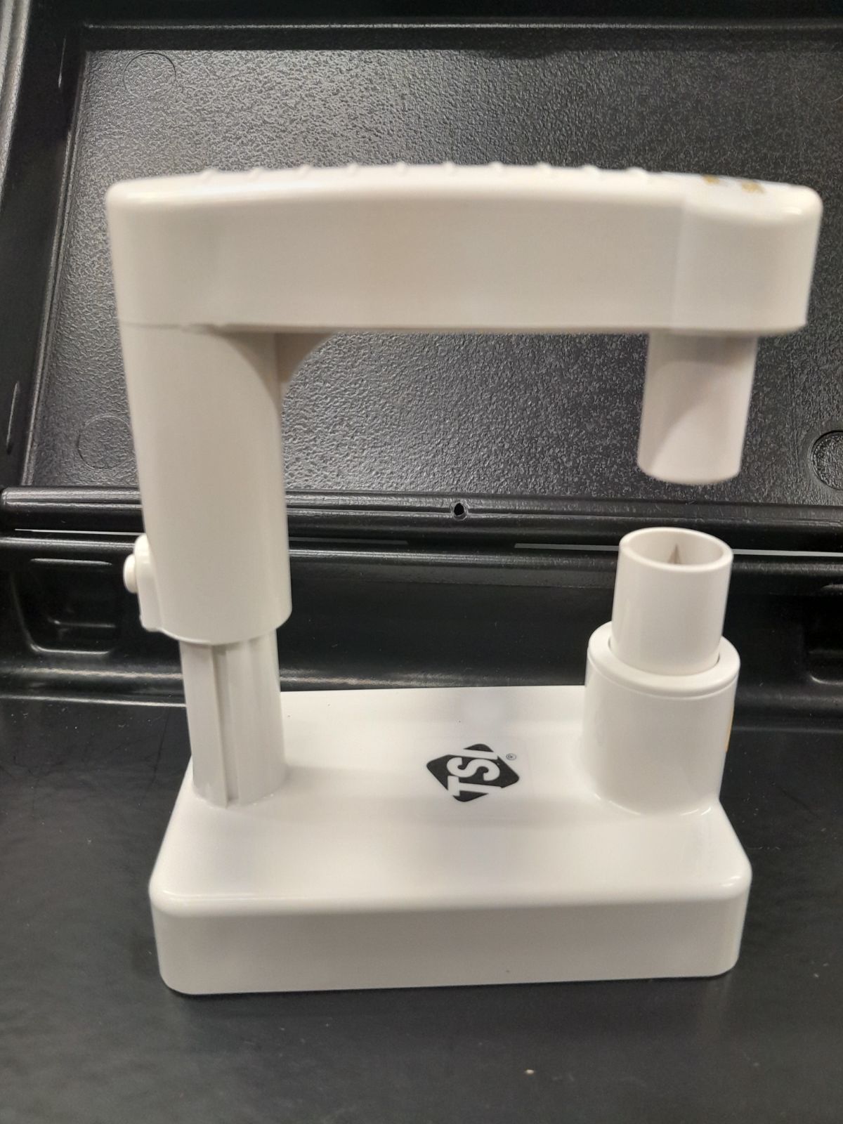 PortaCount Probe Insertion Tool – Pomegranate Medical